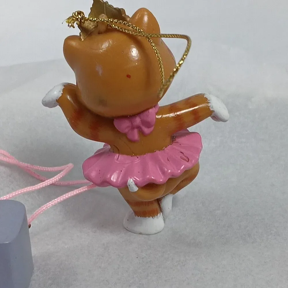 Barbie Christmas Twyla Mini Ballerina Shoes Heart Charm Ring Box Ornaments Charm